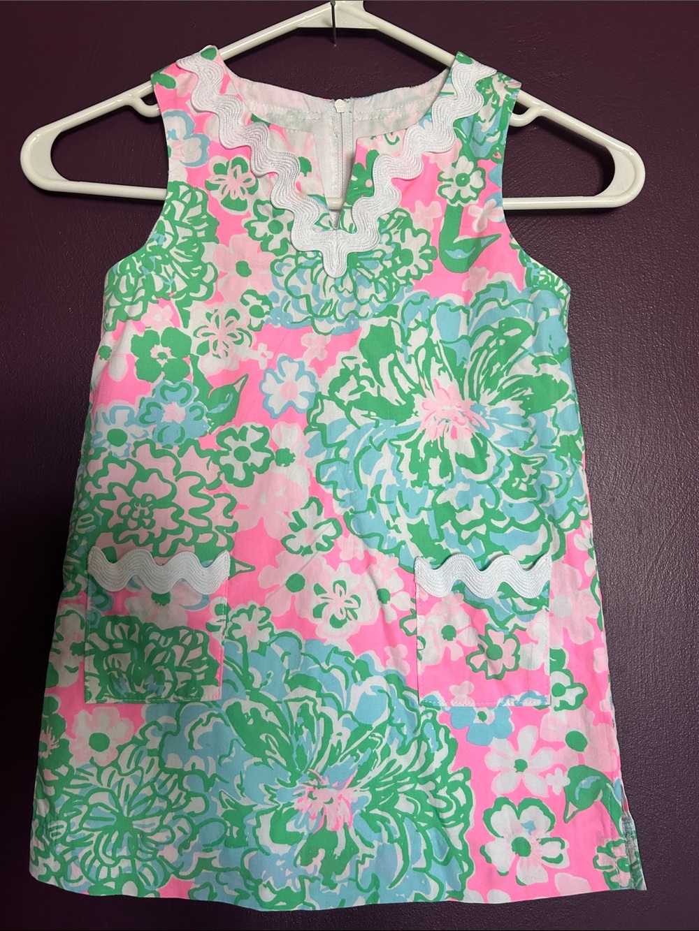 Absolutely adorable Lilly Pulitzer lil girls dress💓💚🤍